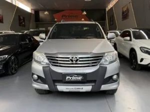 TOYOTA HILUX SW4 2.7 SR 4X2 16V FLEX 4P AUTOMÁTICO 2013